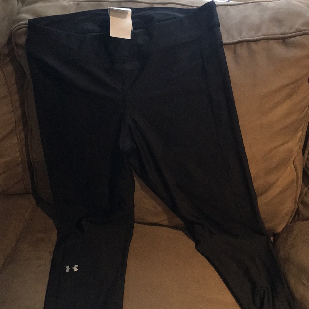 Under armour leggings, heat gear